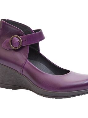 Dansko Rebel Purple Wedge shoes